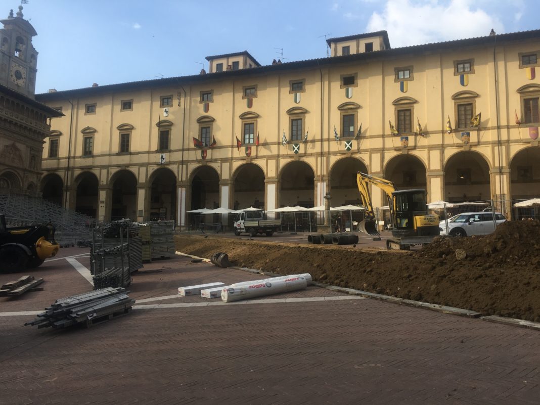 Lavori in piazza grande